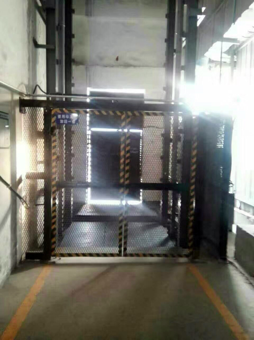 防爆式導軌式升降平臺 防爆式導軌式升降平臺