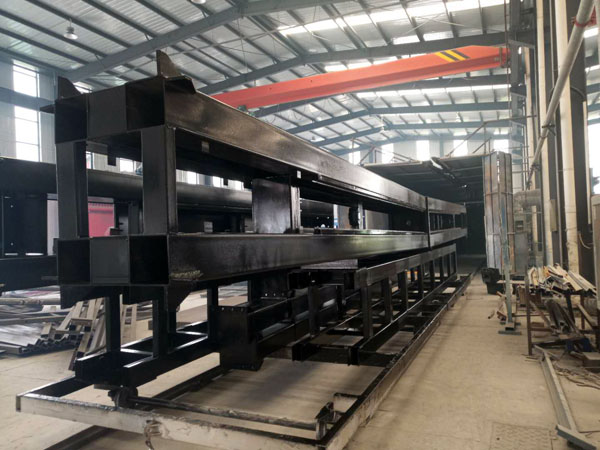 噴塑完的限高架 噴塑完的限高架