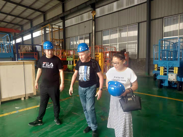 ��ɫ�п͑��(l��i)��˾����Һ������ƽ�_(t��i)